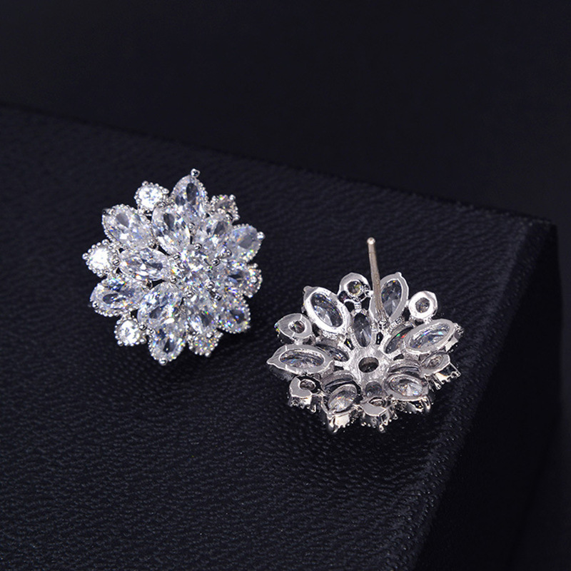 女性用ラボダイヤモンドイヤリング,大きな花,本物の925スタ - Statement Earrings Oversized のレビューと価格