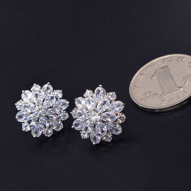 女性用ラボダイヤモンドイヤリング,大きな花,本物の925スタ - Statement Earrings Oversized のレビューと価格