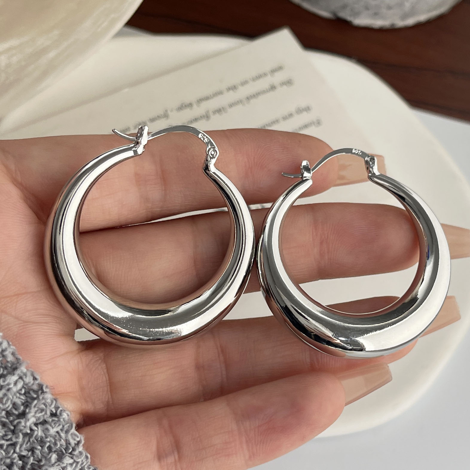 925 スターリングシルバーヴィンテージイヤリング女性のため - Statement Earrings Oversized のレビューと価格