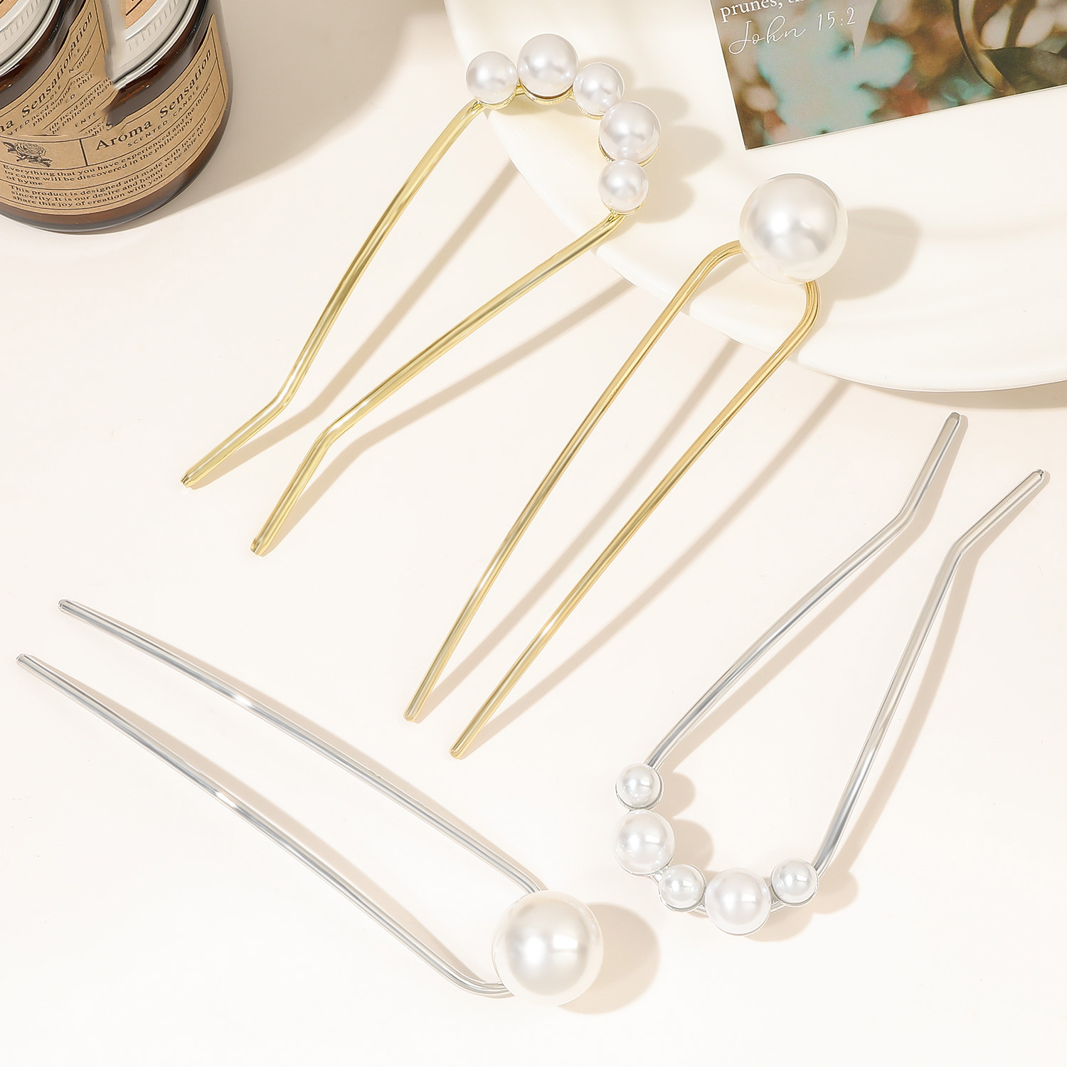 新しいメタルヴィンテージU字型ヘアピンパールヘアスティックロ - Pearl Hair Pin のレビューと価格