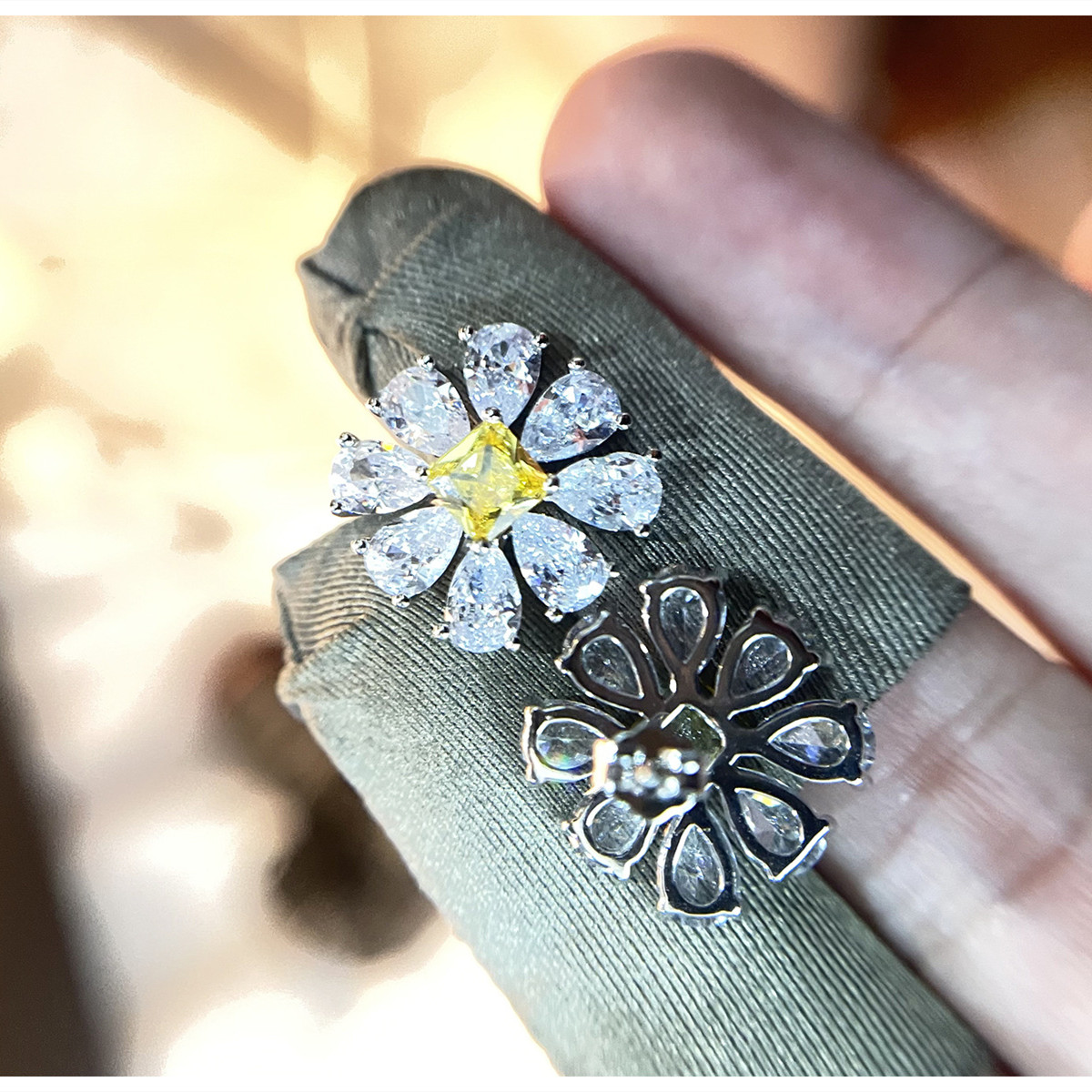 女性のための大きな花のイヤリング,925シルバーのイヤリング - Statement Earrings Oversized のレビューと価格