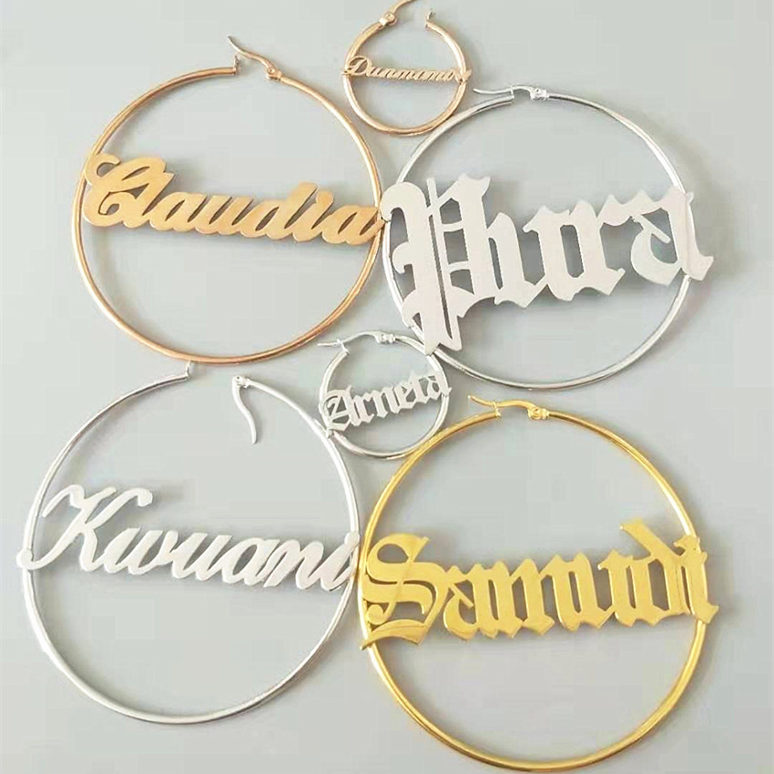 女性のためのパーソナライズされたイヤリング,任意の名前のジュ - Statement Earrings Oversized のレビューと価格