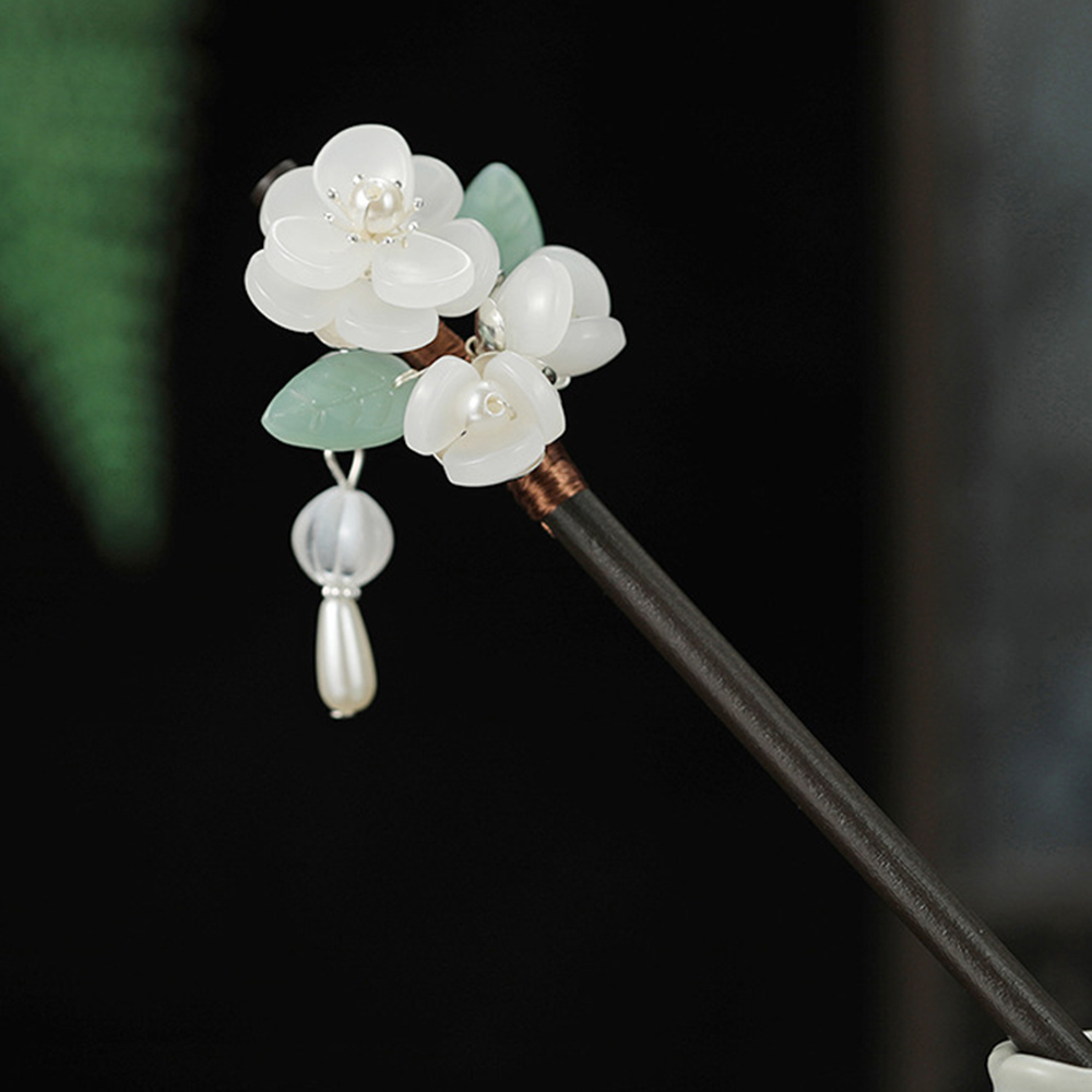 レトロな花のヘアピンパール白檀 Tassek ヘアスティック - Pearl Hair Pin のレビューと価格